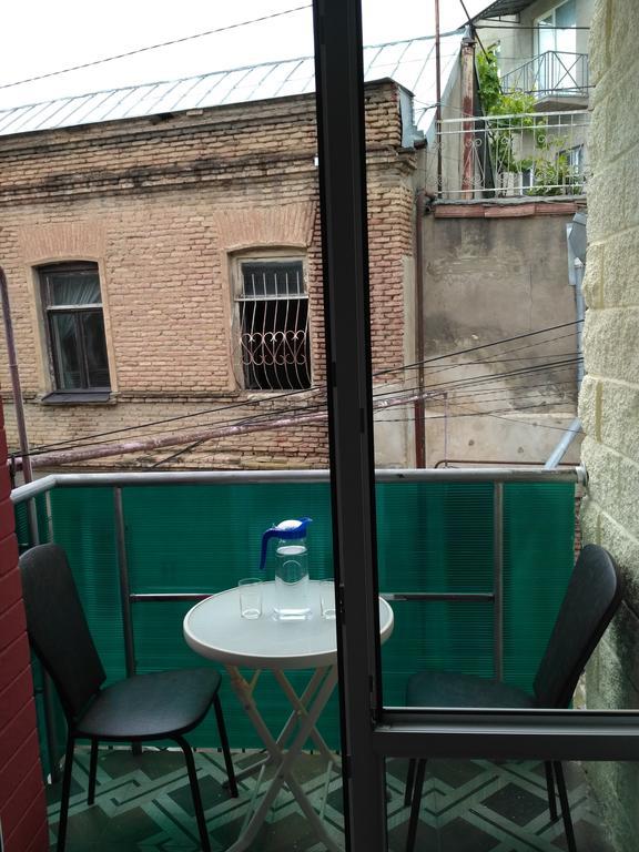 Dadu'S Apartment Тбилиси Екстериор снимка